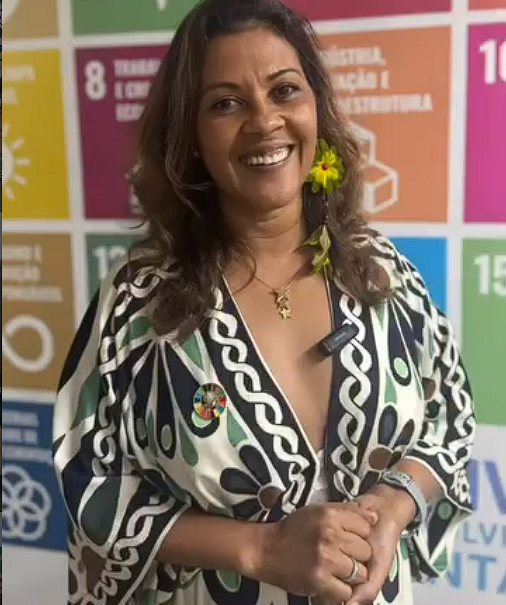 Professora Leninha Vila Nova, especialista curricular do Instituto Tressê